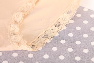 互聯(lián)網(wǎng)信息服務(wù)中的女褲、內(nèi)衣、內(nèi)褲、短褲、文胸及絲襪、襪子產(chǎn)品靜物攝影技巧